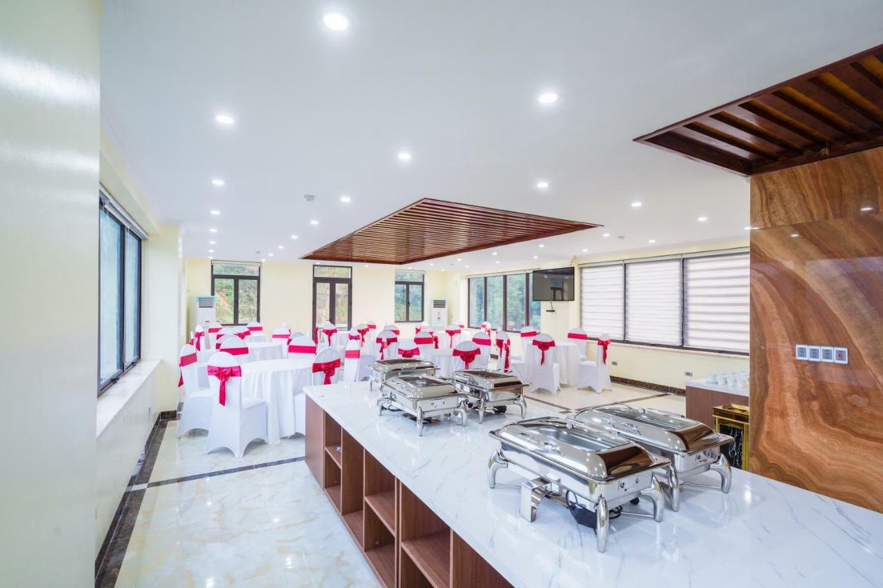 Dinh Gia Hotel ハザン エクステリア 写真